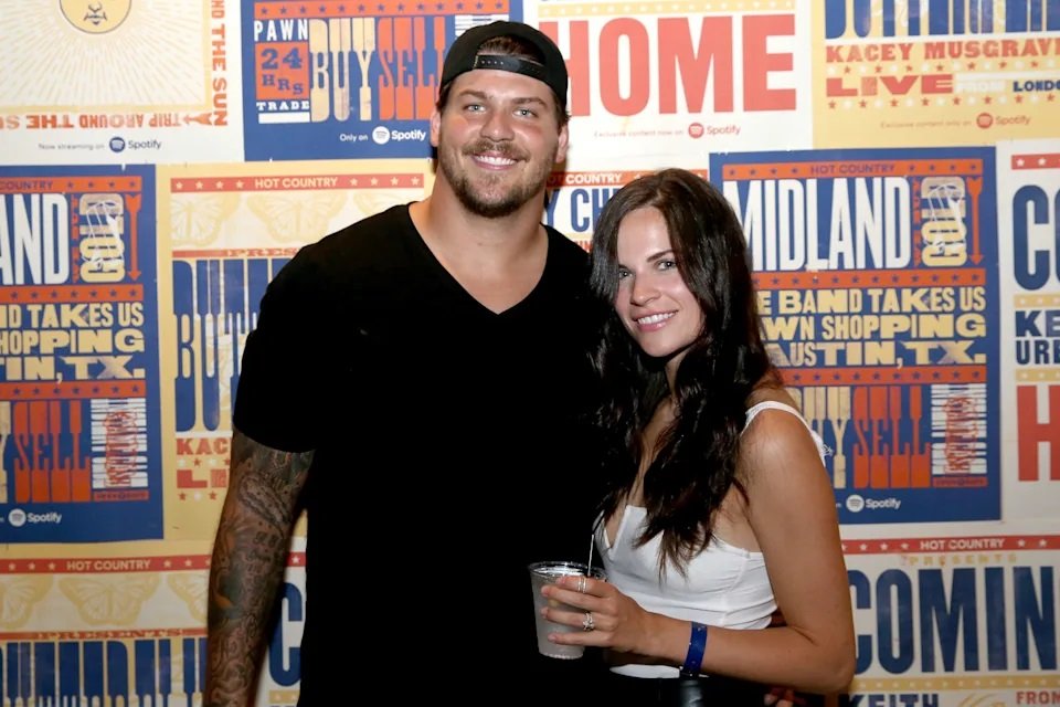 Taylor Lewan Wife: A Detailed Look into the Life of Taylin Gallacher and Their Relationship taylor lewan wife